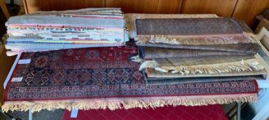 Quantity of rugs & rag rugs