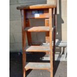 Aluminium ladder, small wooden step ladder & crowbar