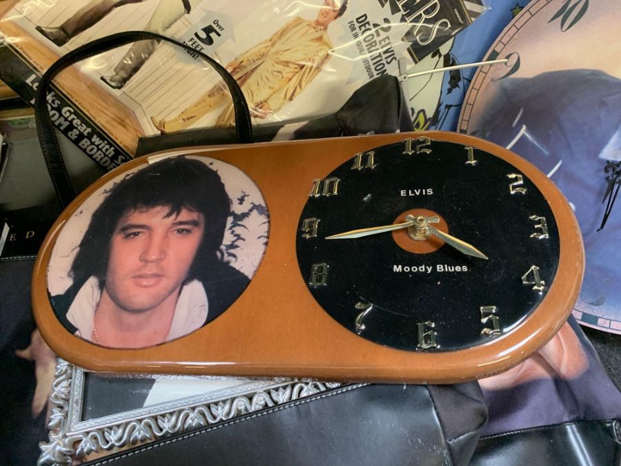 Collection of various Elvis Presley memorabilia to - Image 3 of 8