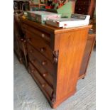 Mahogany chest of drawers