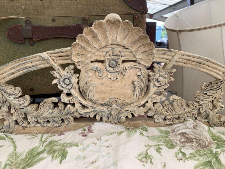 Rococo style French bench - Image 2 of 2