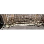 Cast iron arch/feeder