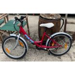 20" Pulse Pearl girl's bicycle with mudguards