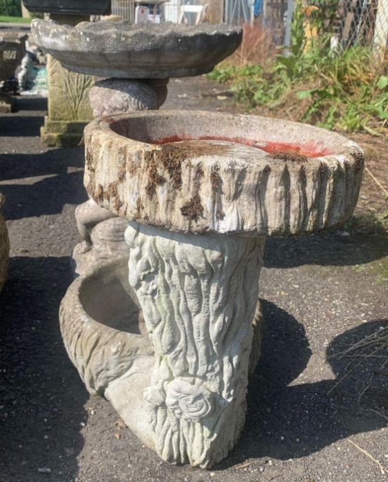 Pair of reconstituted stone bird baths - Image 2 of 3