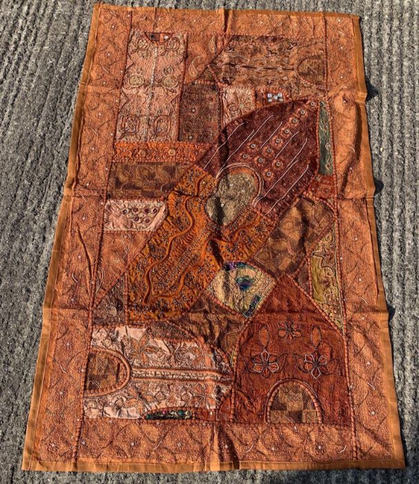 A 20th century handmade wall hanging/throw, with a - Image 4 of 12