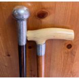 Silver topped walking stick & bone handle silver r