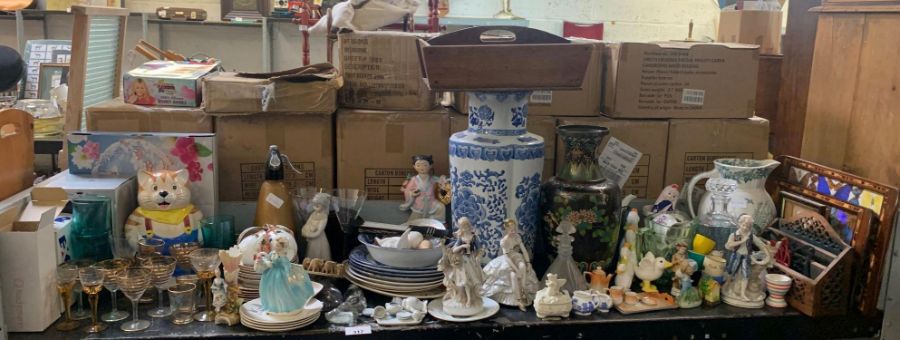 Shelf of items to include Cloisonne vase, soda syp