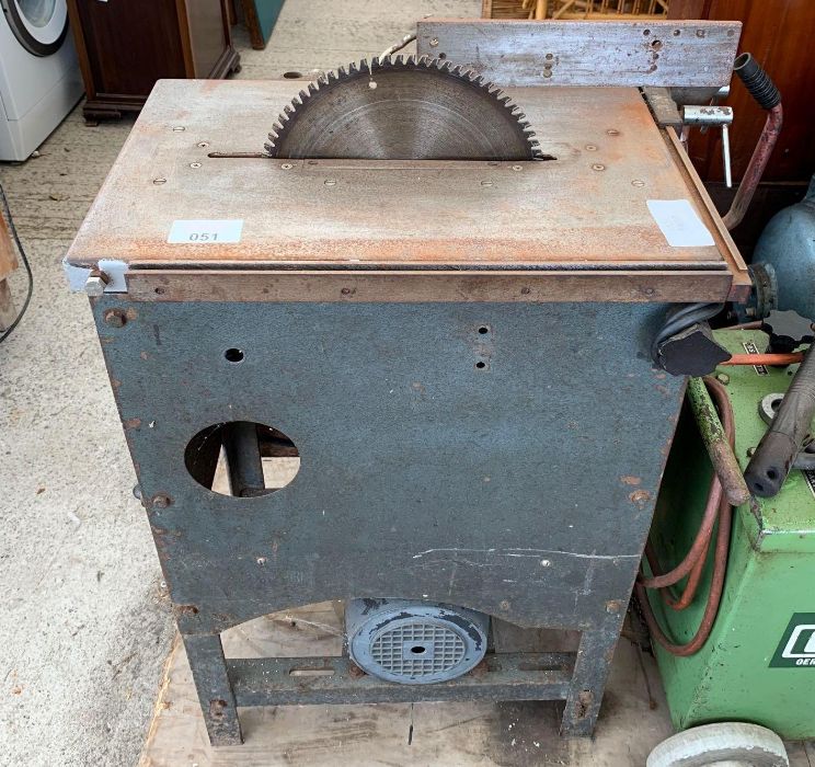 Circular saw