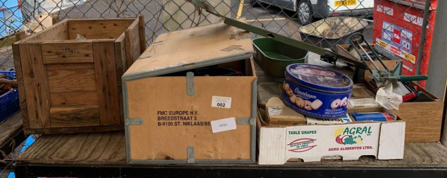 Shelf of items to include wooden box of files, wo