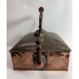 A Victorian copper square kettle, 29cm high, 28.5c