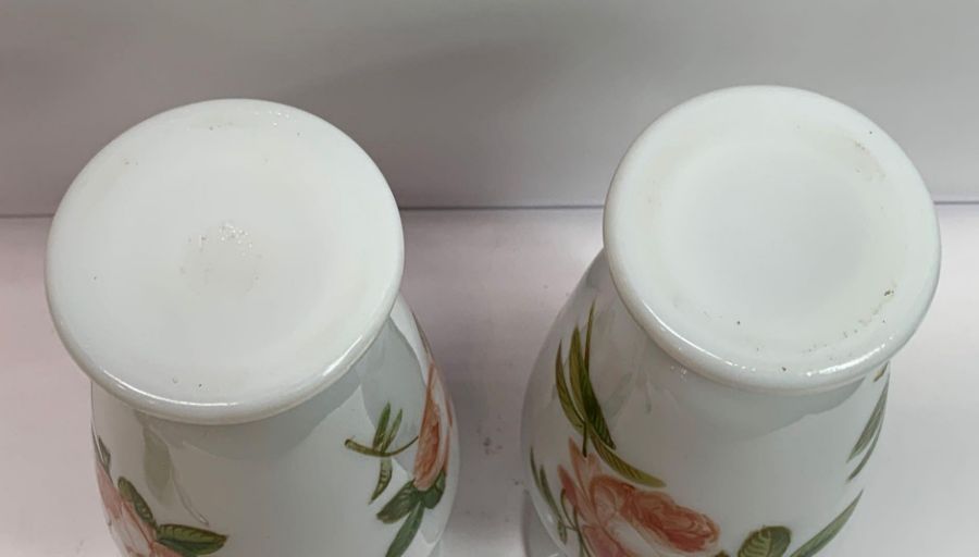 A pair of Victorian milk glass vases, of baluster - Image 3 of 4