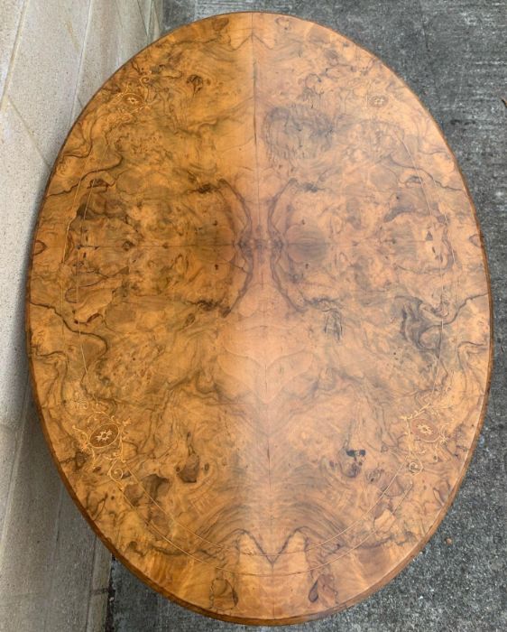A Victorian walnut loo table, 69cm high, 104cm lon - Image 2 of 10