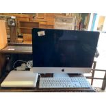 Apple Mac computer, keyboard & notebook