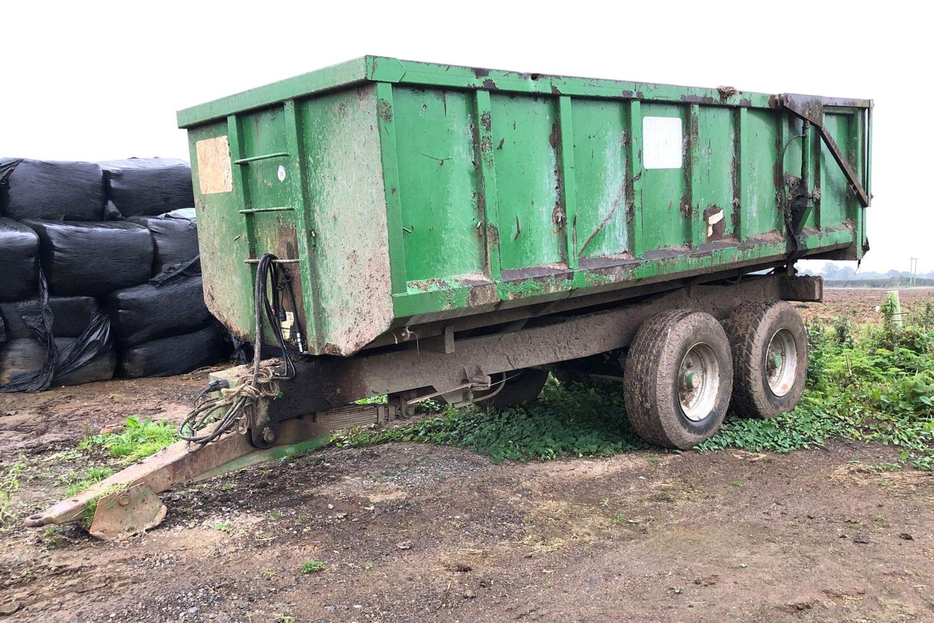 Butler Twin Axle 12T Tipping Grain Trailer c/w Hydraulic Tailgate & Super Singles - Image 2 of 4