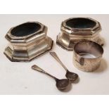 A pair of late Victorian silver trencher salts, by