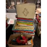 Small collection of children's annuals, boxed trai