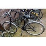 28" Black Trek ladies old style bicycle with mudgu