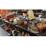 Shelf of copper teapots, barrels, silver plate ite