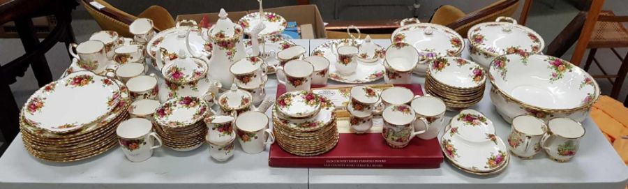 A large collection of Royal Albert Old Country Ros