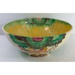 A Clarice Cliff 'Bizarre' bowl, with abstract flo