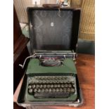 Corona silent typewriter in case