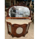 Victorian mahogany wash stand with marble top & mirrored bac