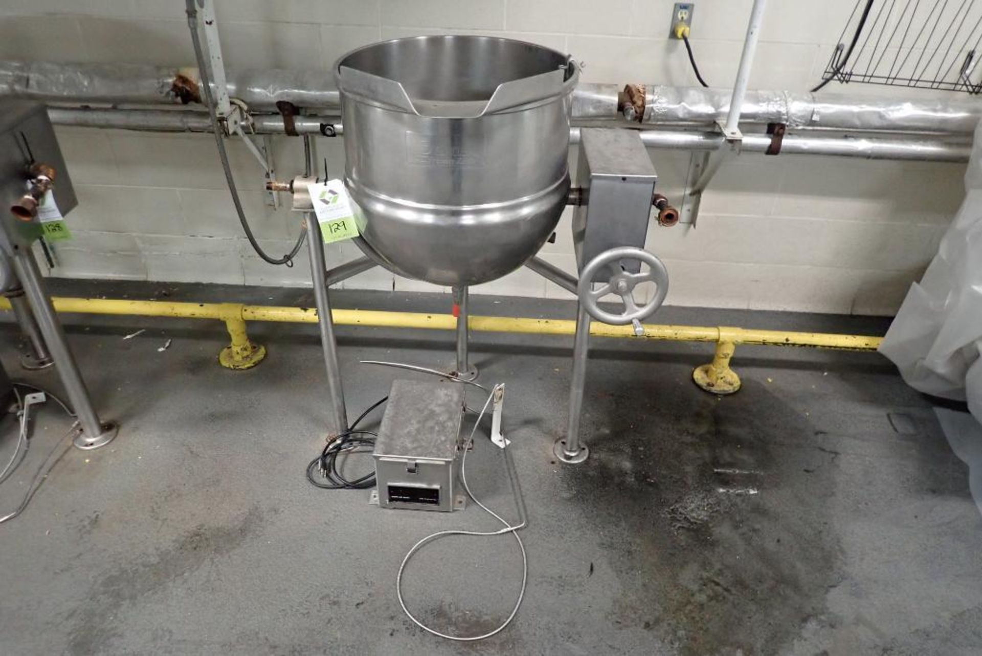 Groen 40 gallon SS tilt kettle