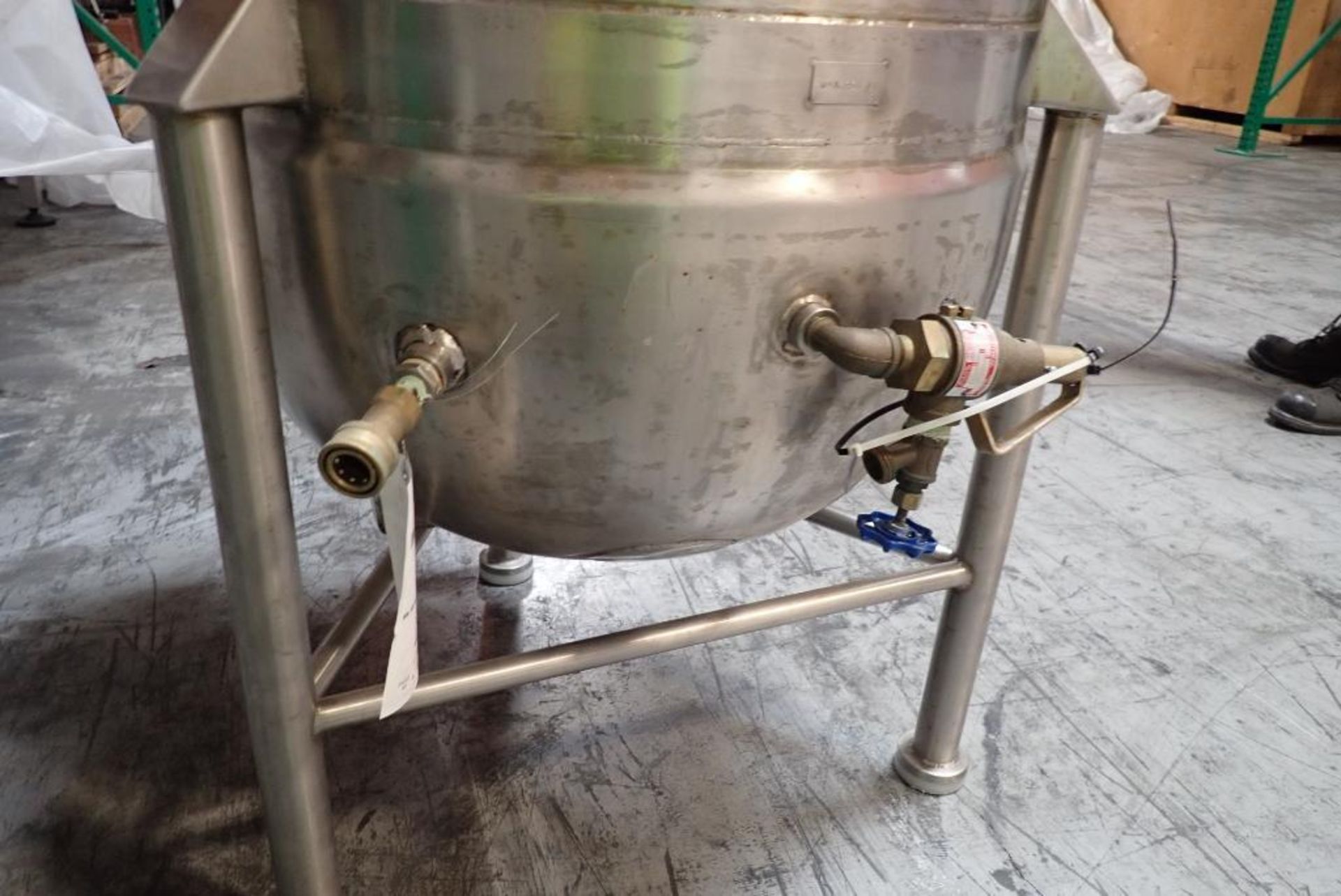 SS 1/2 jacketed kettle with top agitation - Image 9 of 15