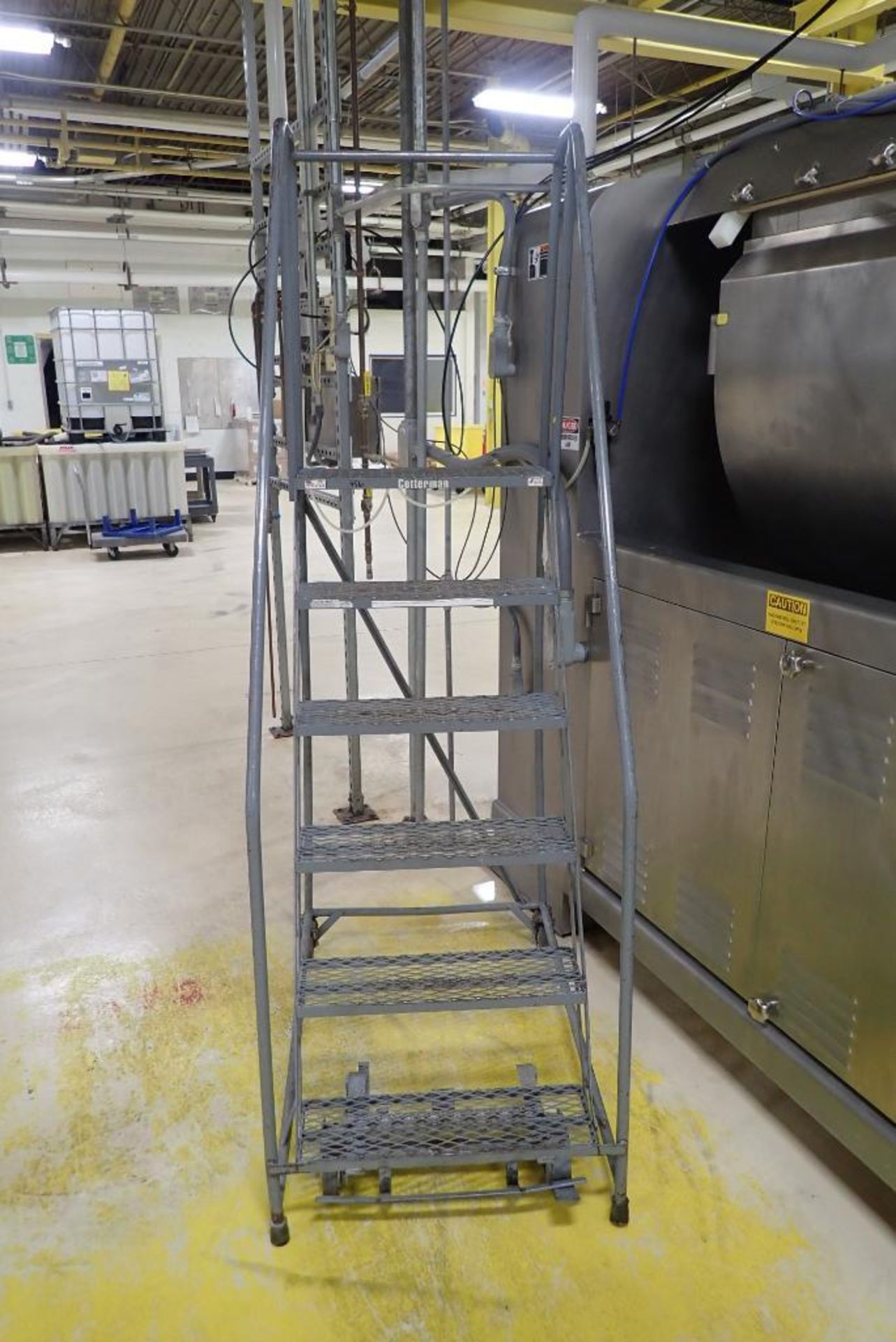 Cotterman 6-step rolling warehouse ladder - Image 2 of 6