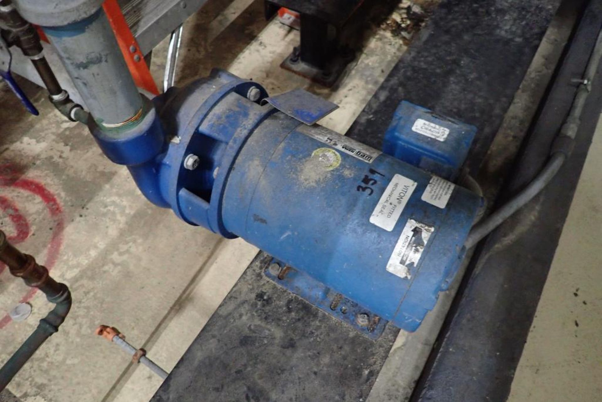 Weg cast iron centrifugal pump - Image 7 of 16