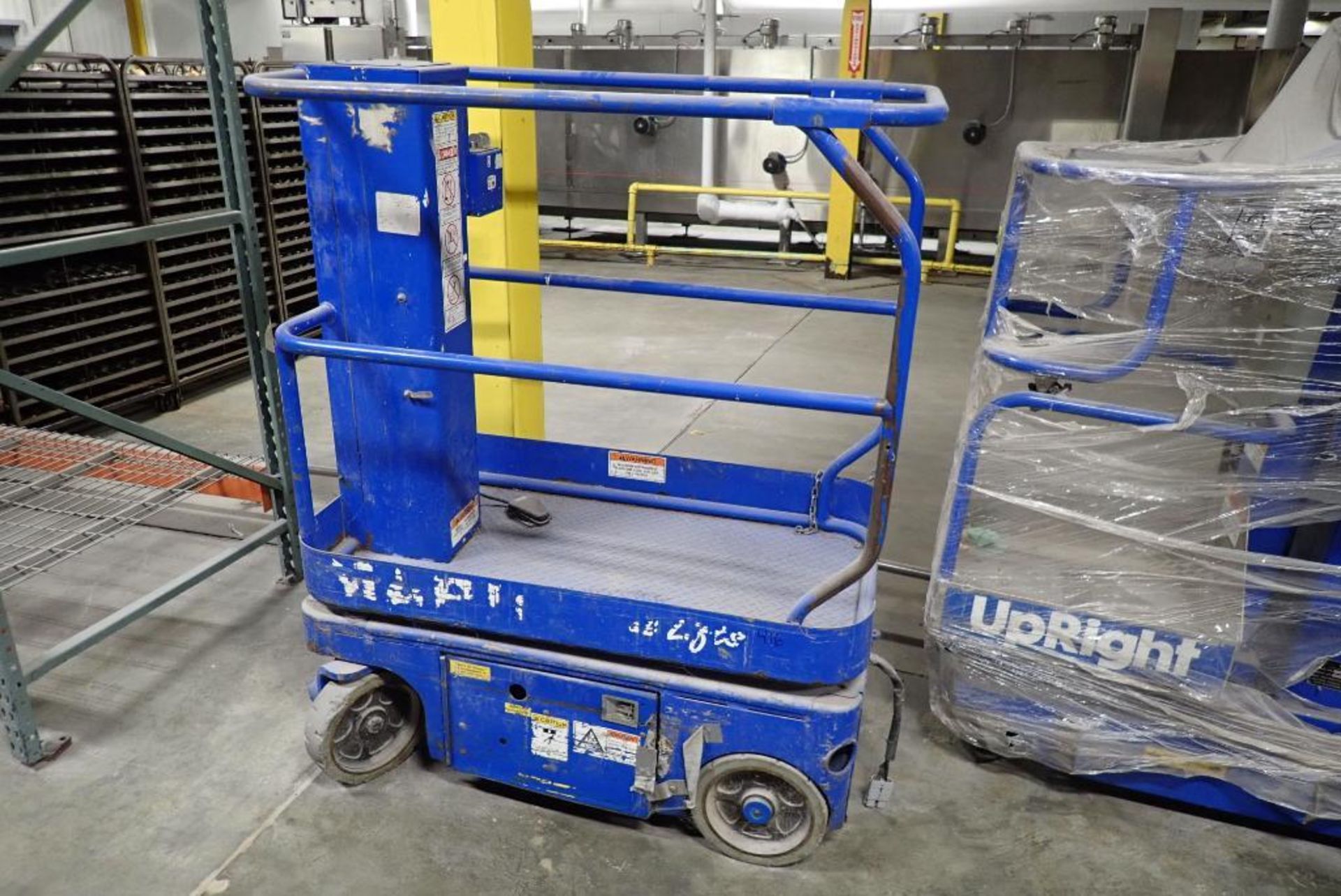 Upright Inc scissor lift