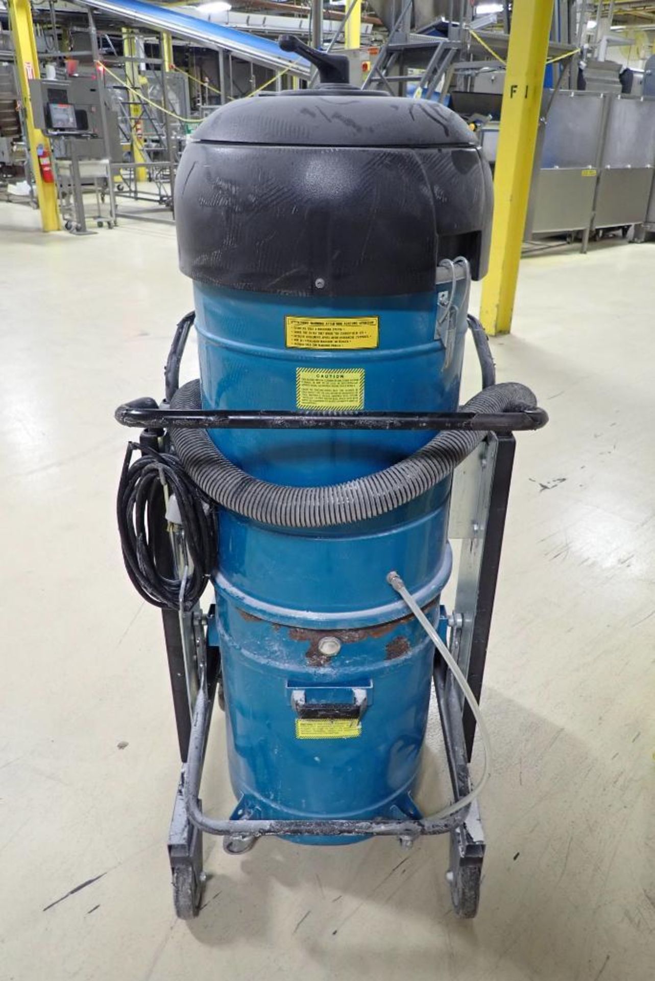 Nilfisk Advance portable commercial vacuum - Image 3 of 6