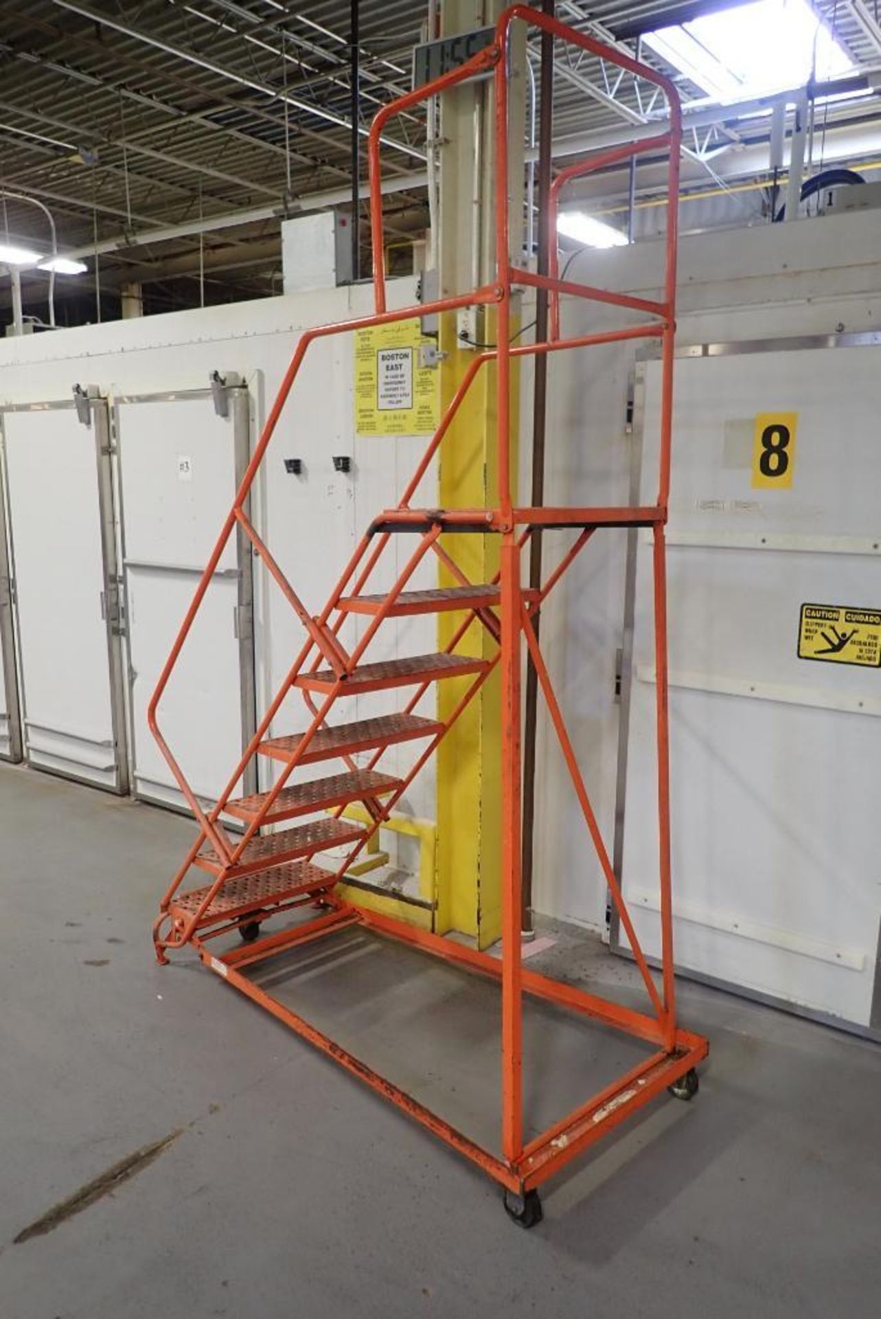 7-step rolling warehouse ladder - Image 2 of 5