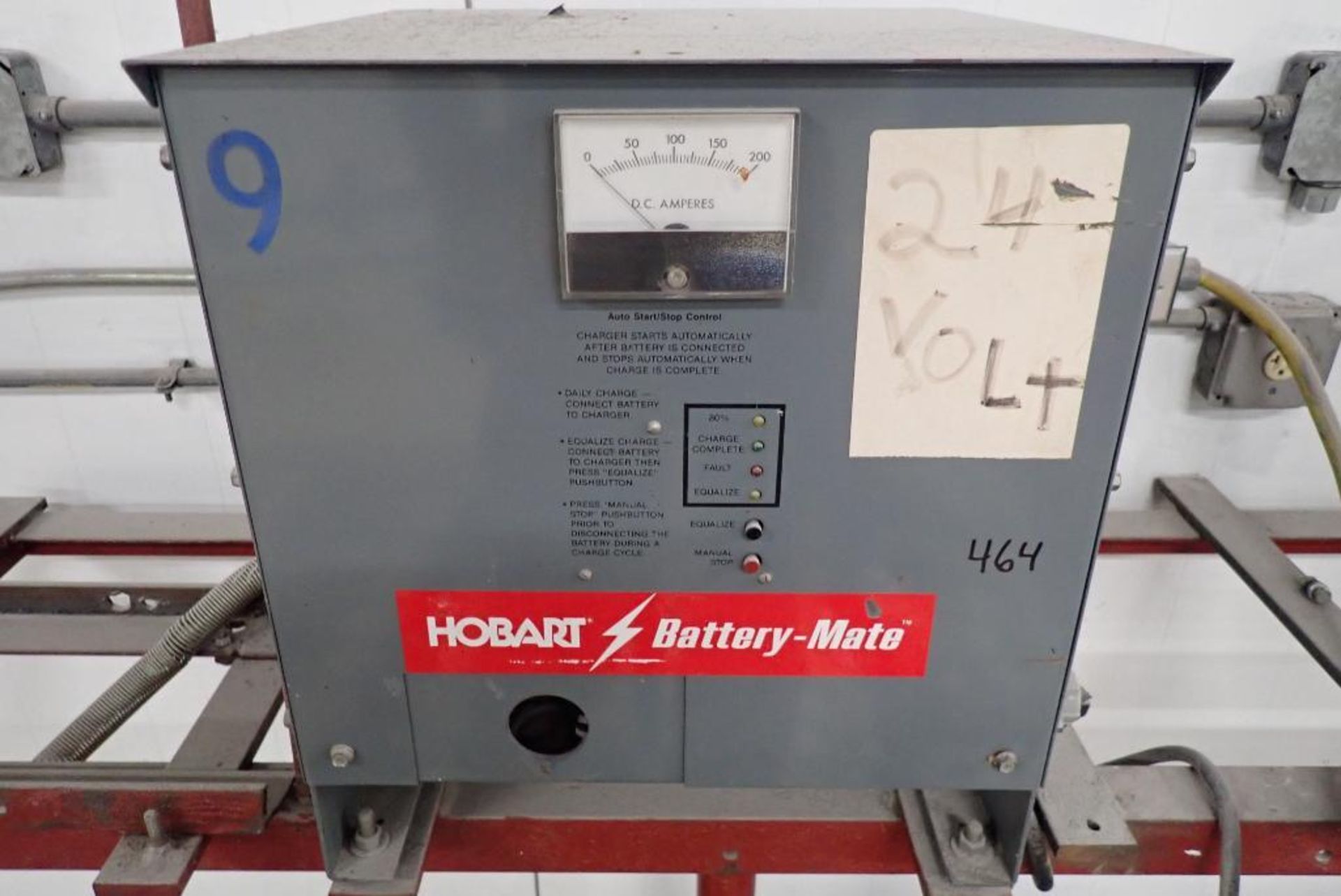 Hobart 24 volt automatic battery charger - Image 3 of 4