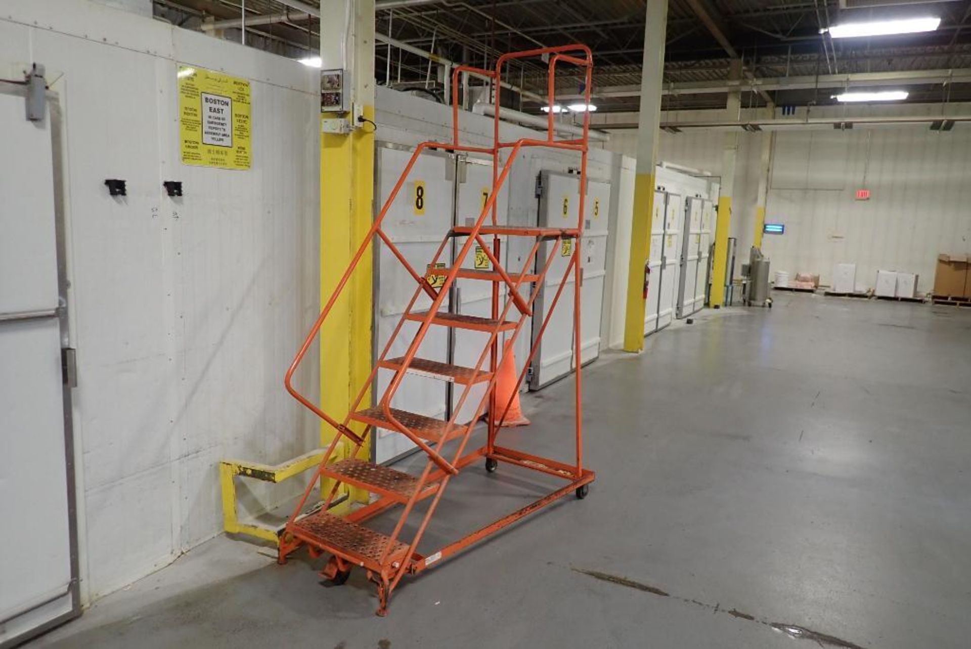 7-step rolling warehouse ladder