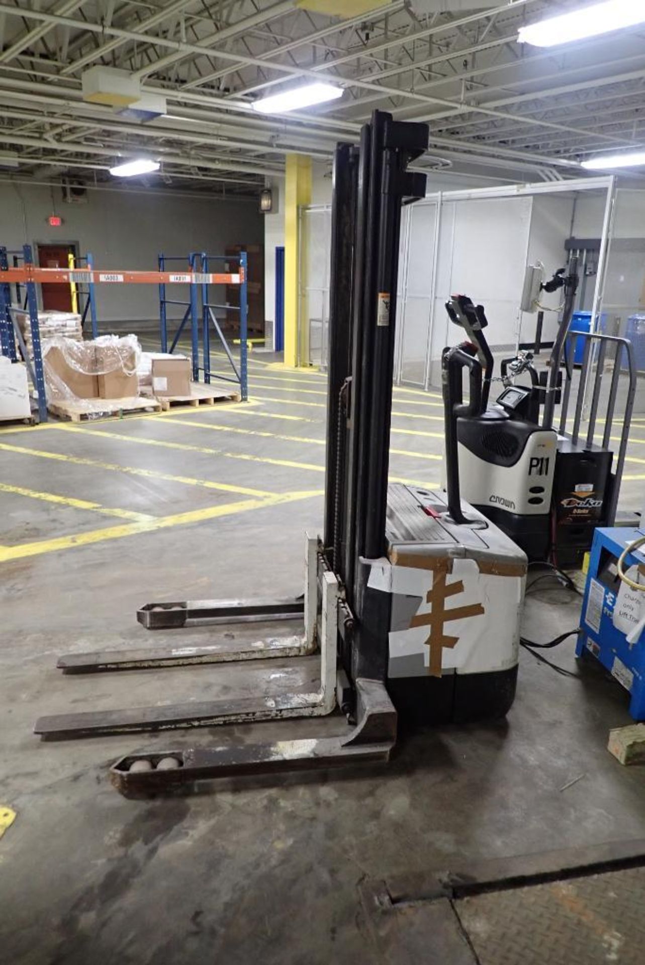 Crown walk behind forklift - Image 4 of 12