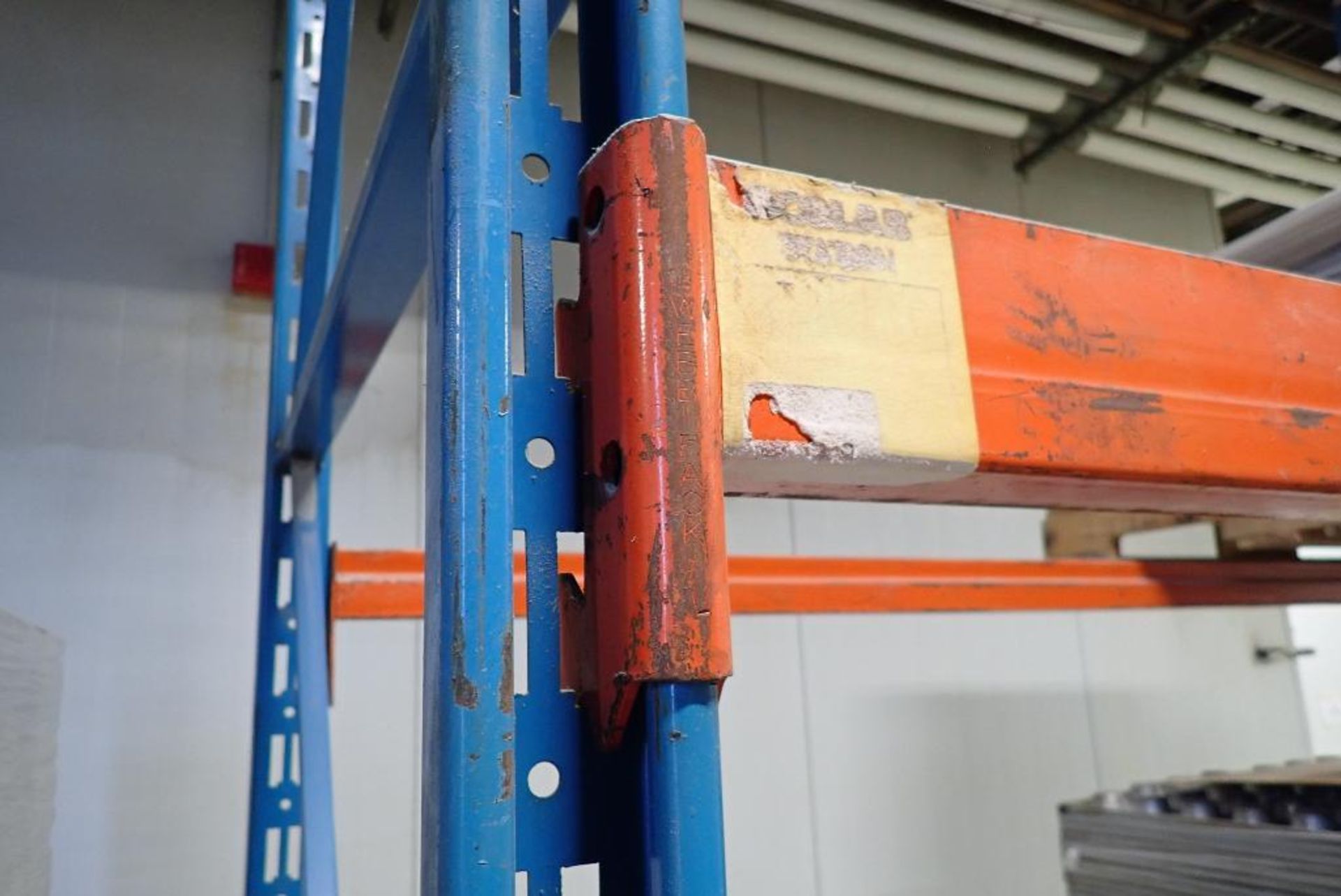 Blue pallet racking - Image 11 of 14