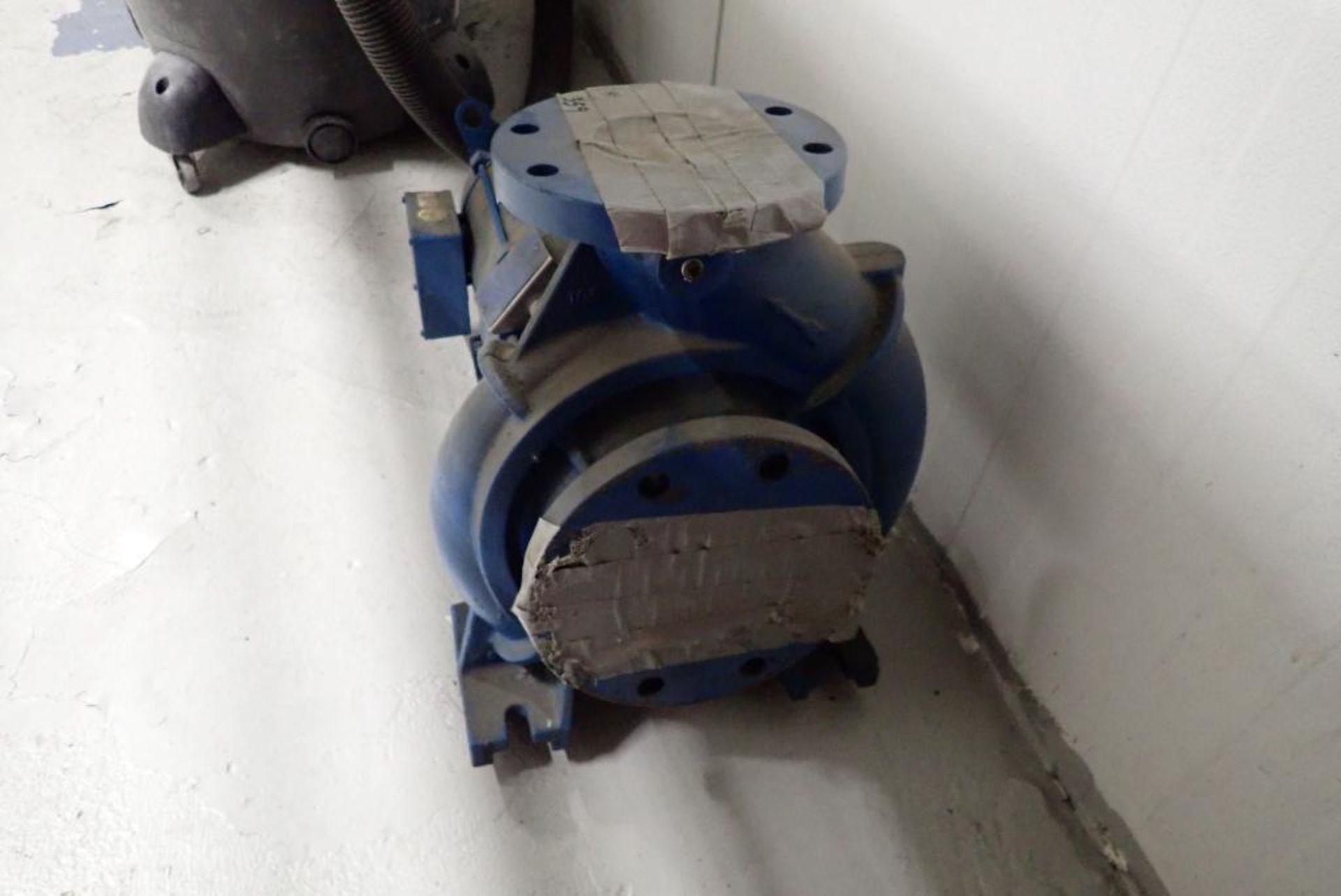 Weg cast iron centrifugal pump - Image 2 of 16