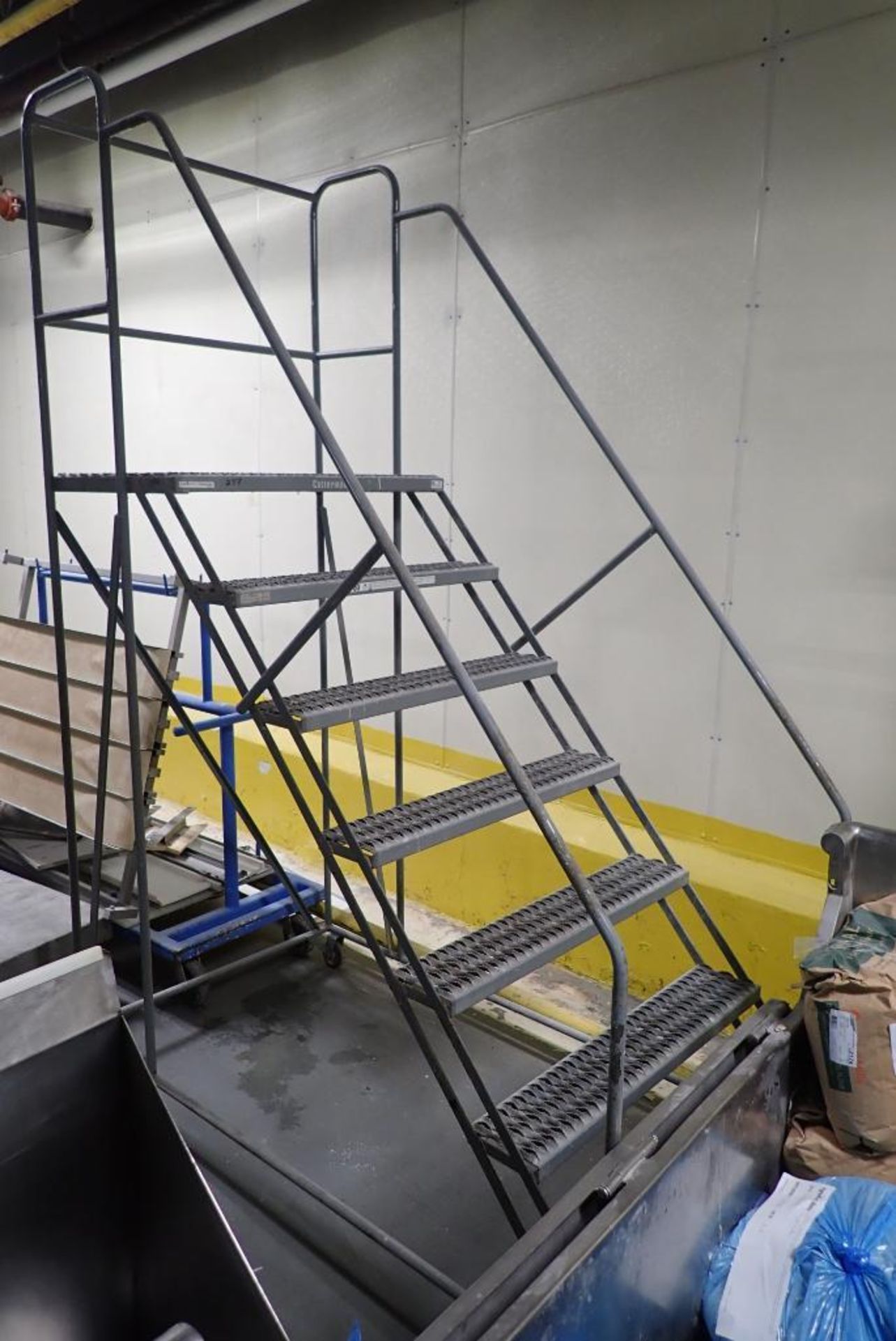 Cotterman 7-step rolling warehouse ladder - Image 2 of 6