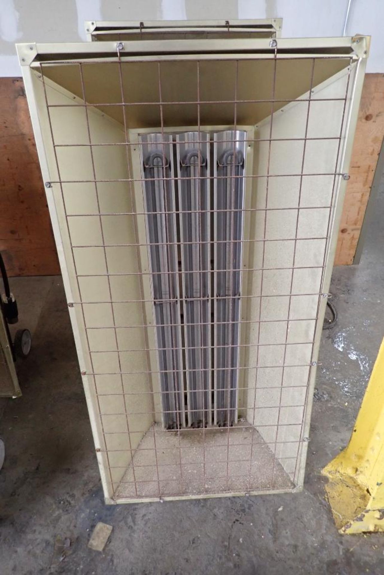 (4) Sun-mite infrared heater - Image 5 of 12