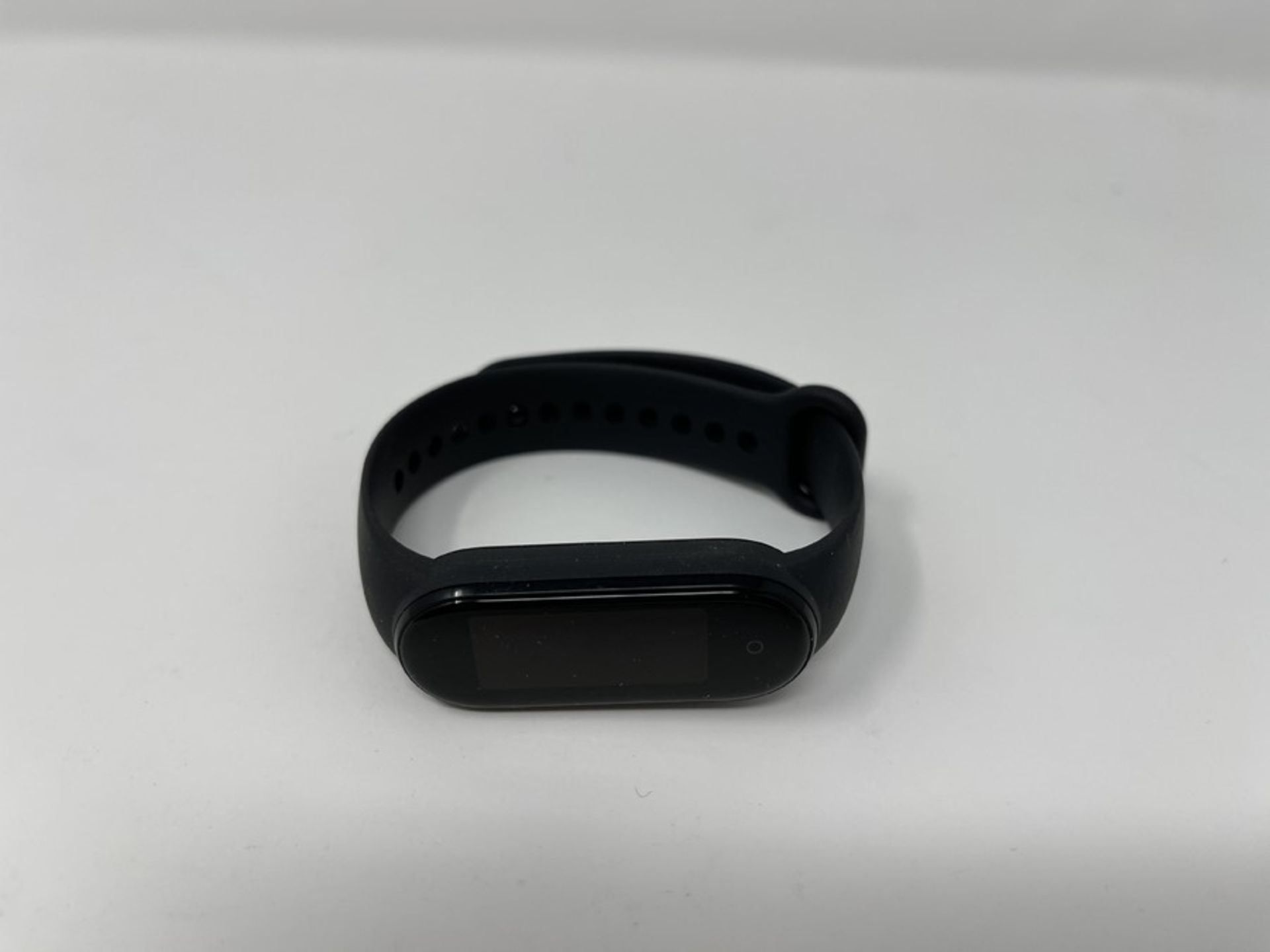 Xiaomi Mi Band 5 Black Health & Fitness Tracker - Image 2 of 2