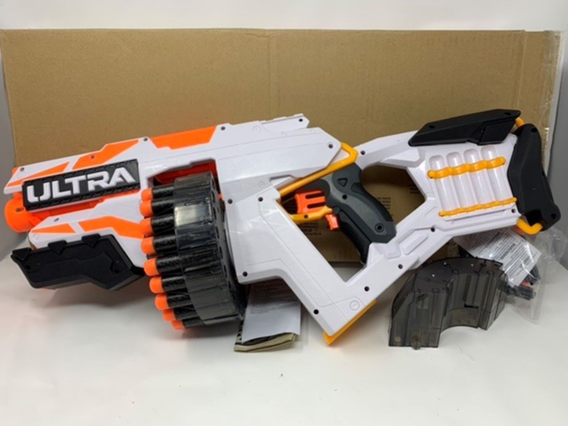 Nerf Ultra One Motorised Blaster, 25 Nerf Ultra Darts, Furthest Flying Nerf Darts Ever, Compati - Image 2 of 4