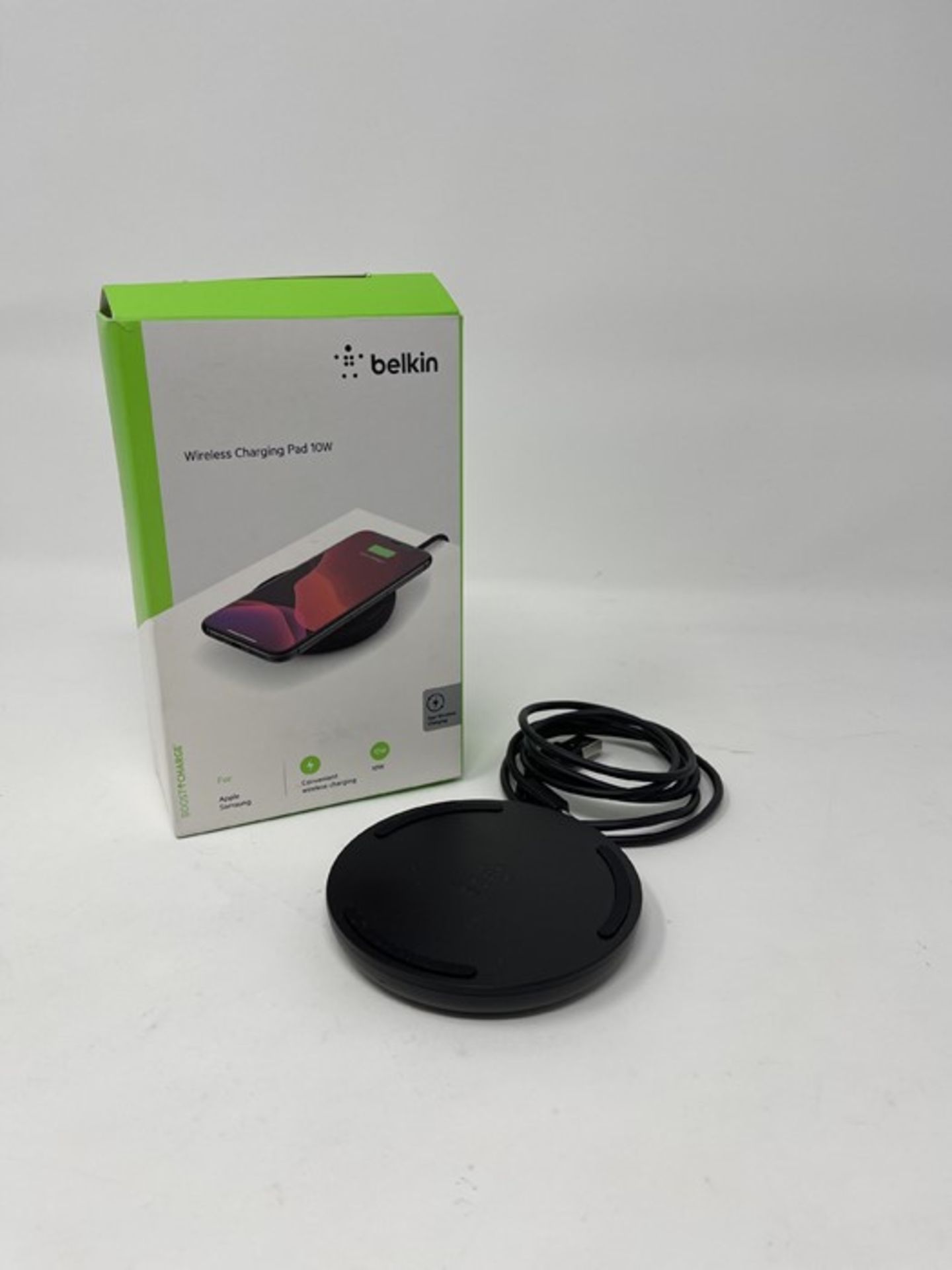 Belkin BoostCharge Wireless Charging Pad 10W (Qi-Certified Fast Wireless Charger for iPhone, Sa - Image 2 of 2