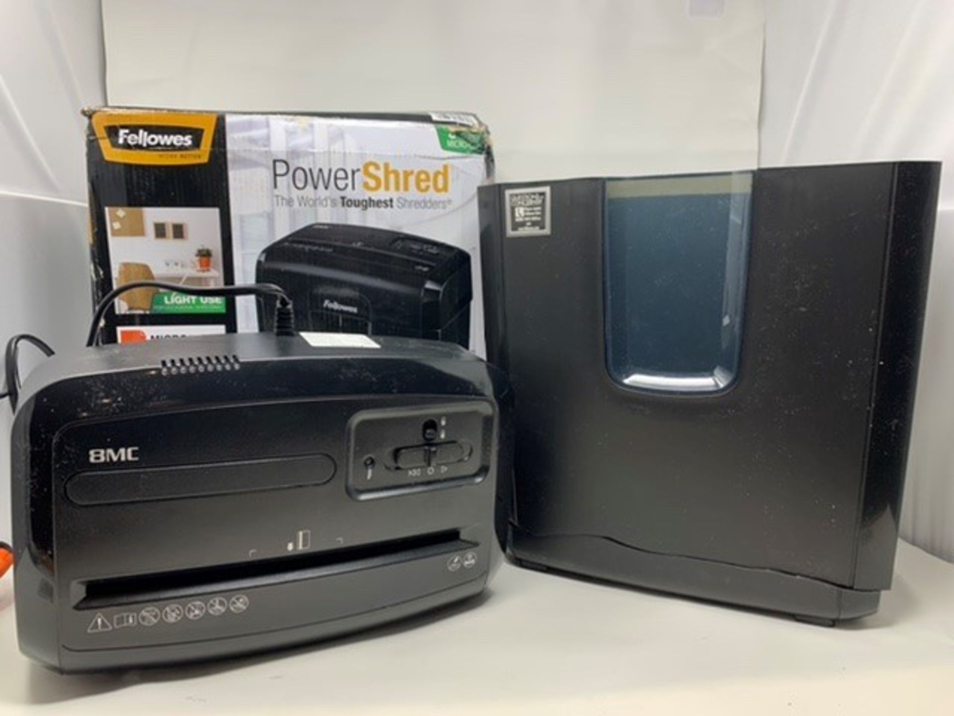 RRP £69.00 Fellowes Powershred 8Mc, 8 Sheet Micro-Cut Personal Paper Shredder with Safety Lock for H - Image 2 of 6
