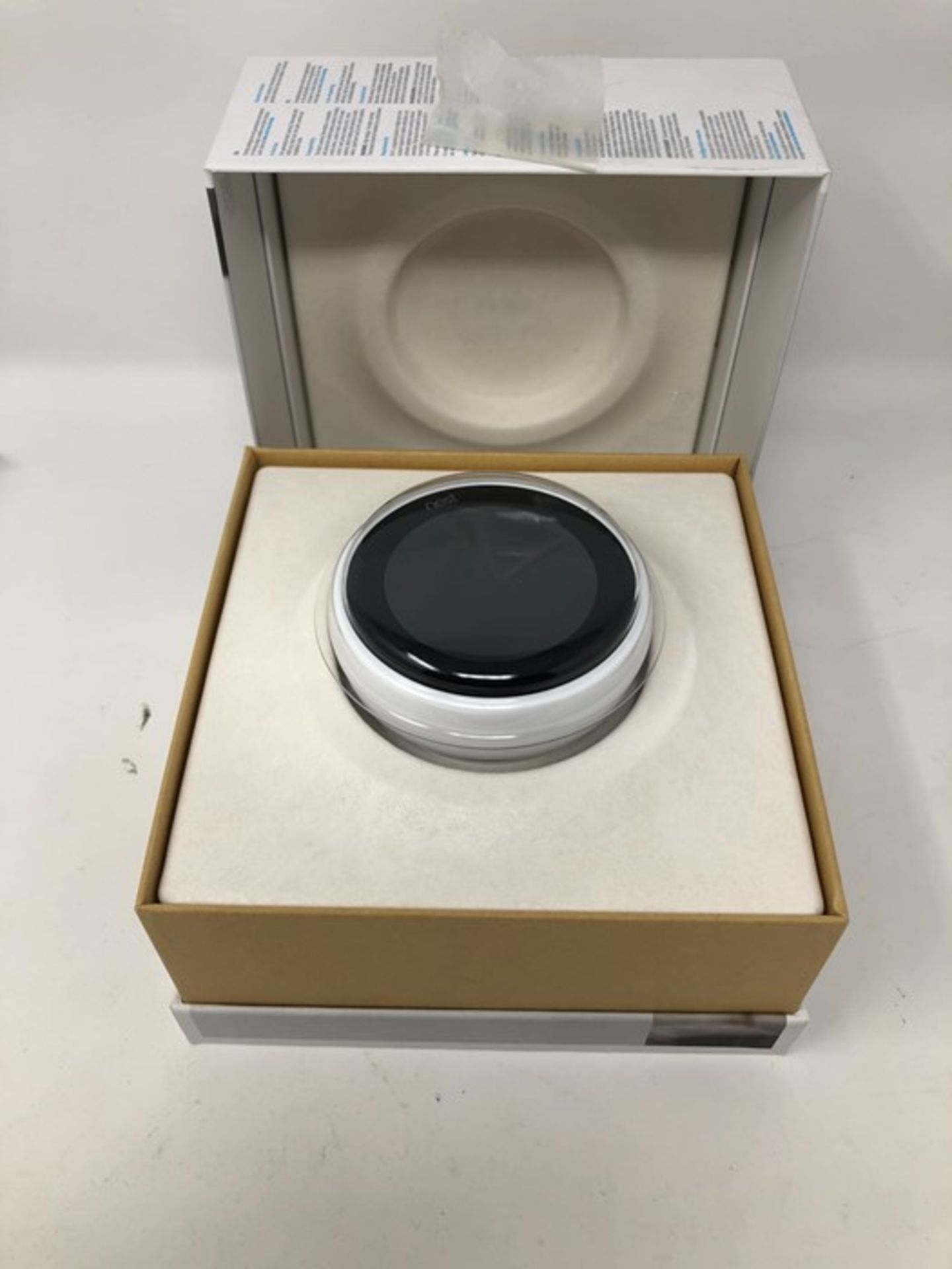 RRP £219.00 NEST 3RD GEN THERMOSTAT - WHITE - Image 2 of 2