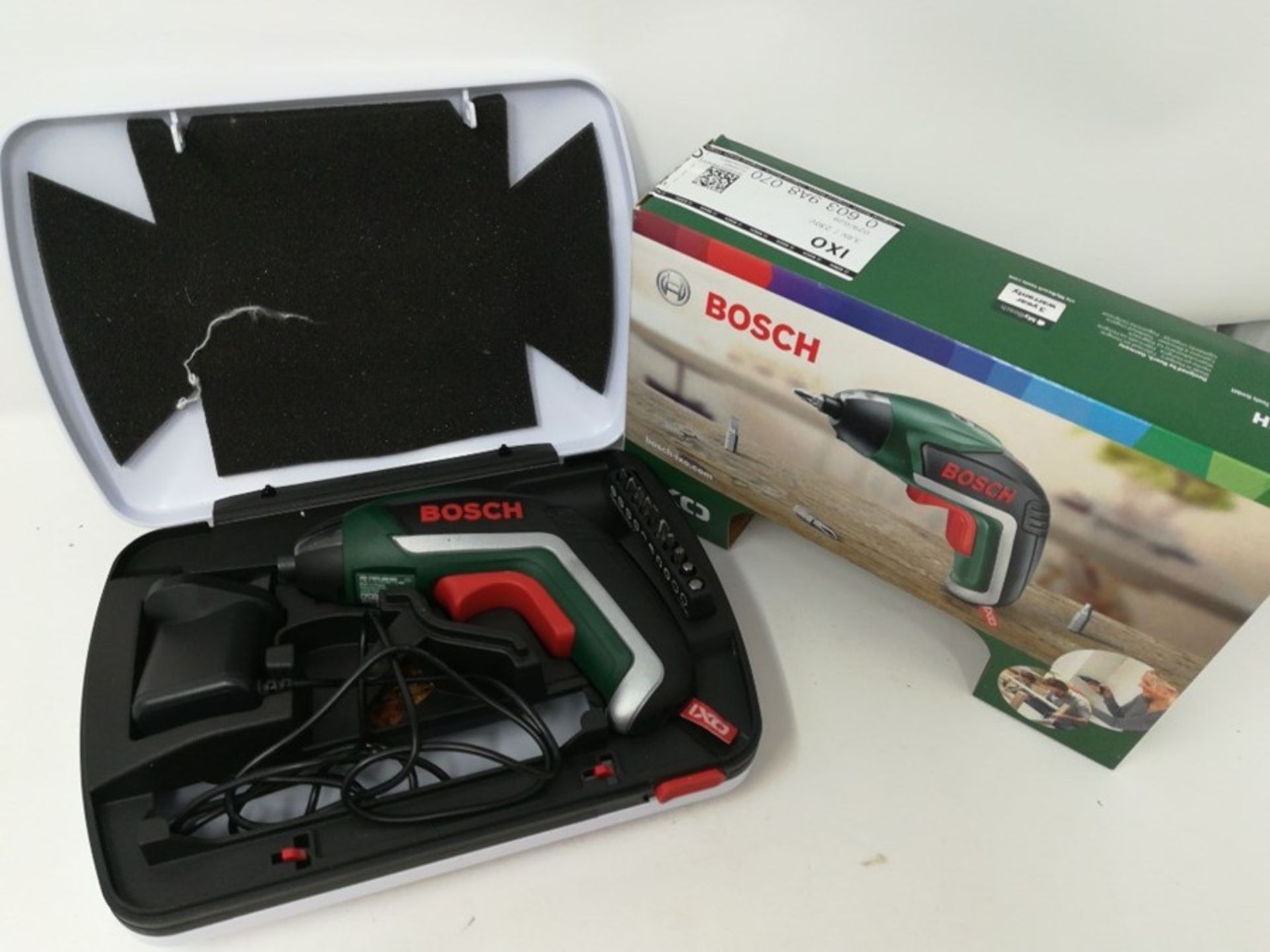 Bosch IXO Cordless Screwdriver with Integrated 3 - Image 2 of 2