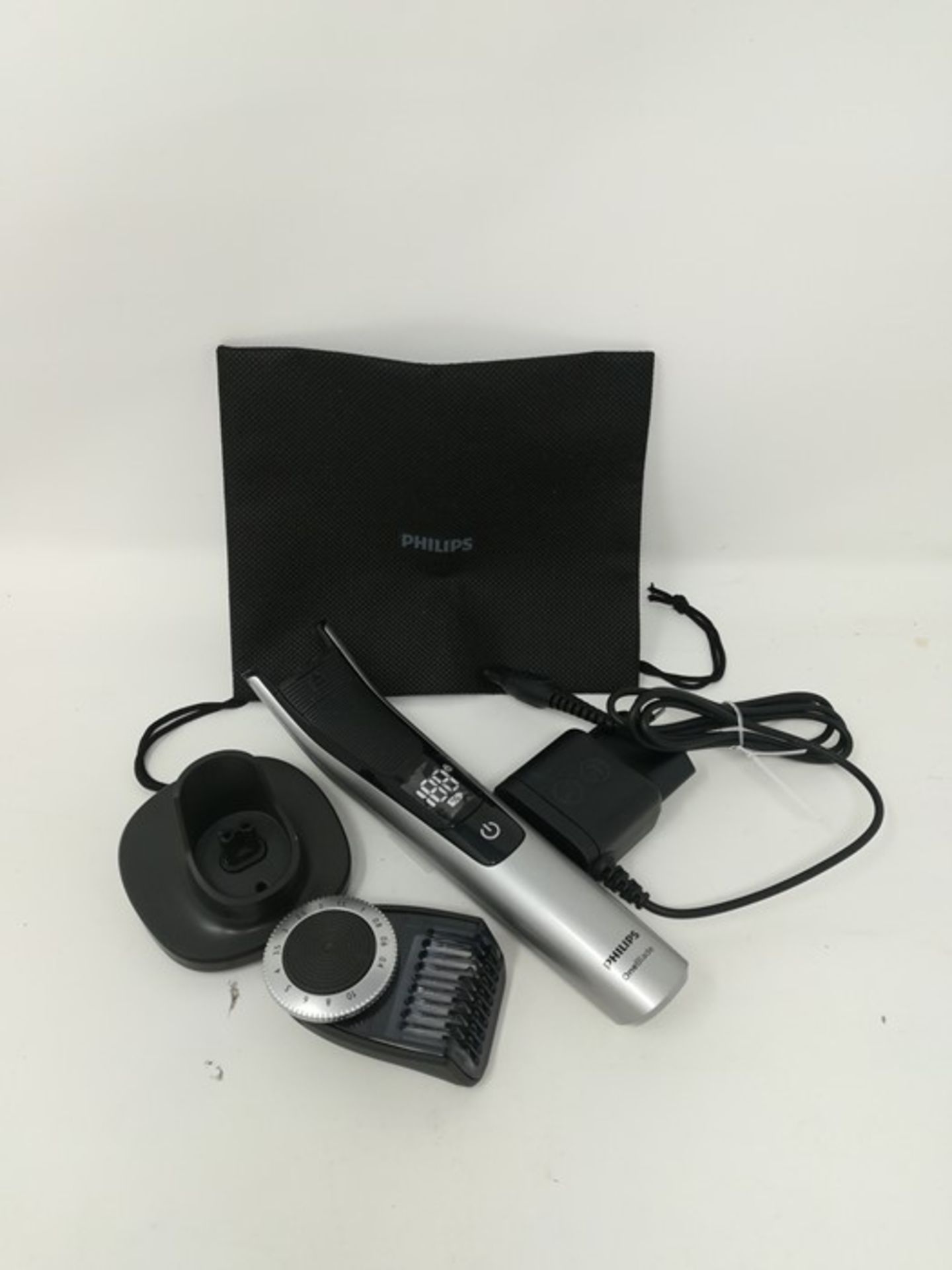 RRP £89.00 Philips OneBlade Pro Hybrid Trimmer & Shaver wit - Image 2 of 2