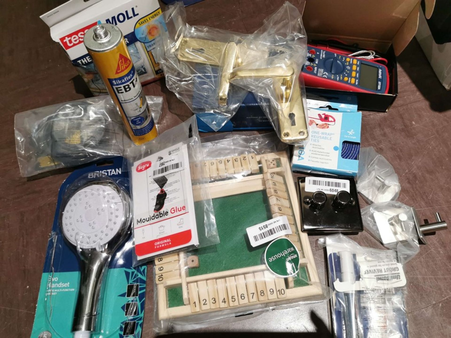 COMBINED RRP £126.00 LOT TO CONTAIN 12 ASSORTED Home Improvement: Bristan, AstroAI, tesamoll, S