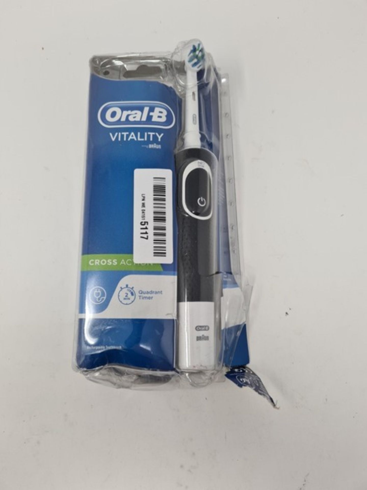 Oral-B Vitality CrossAction Rechargeable Toothbr - Image 2 of 2