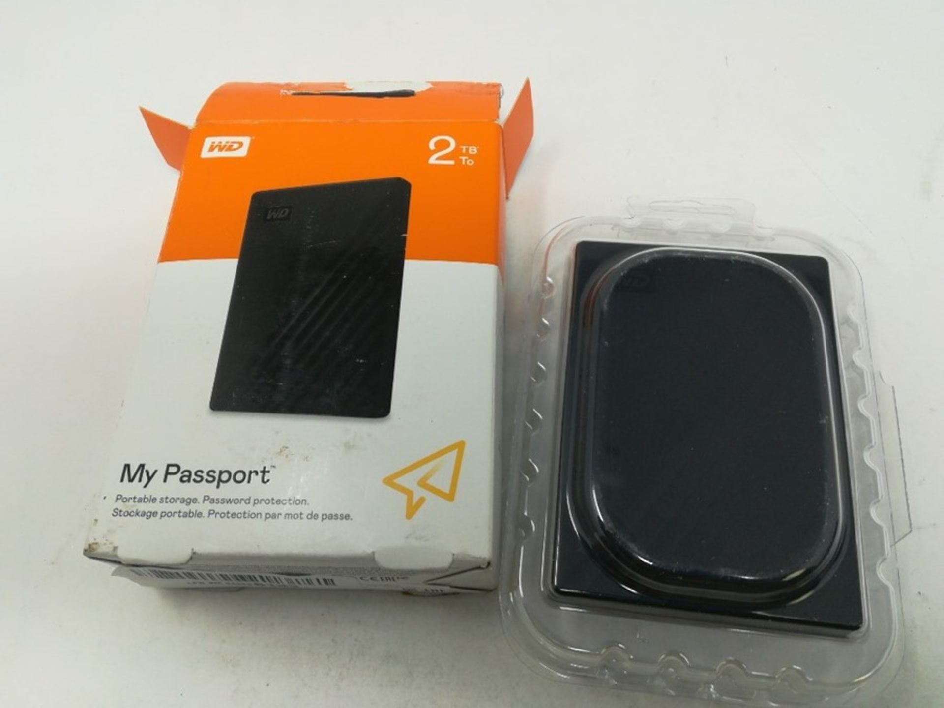 RRP £59.00 WD 2 TB My Passport Portable Hard Drive with Pas - Image 2 of 2